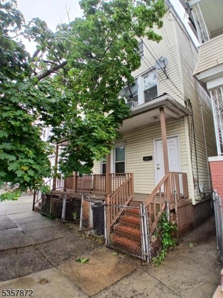 439 Marshall