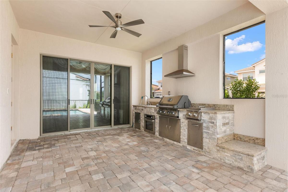 Outdoor kitchen