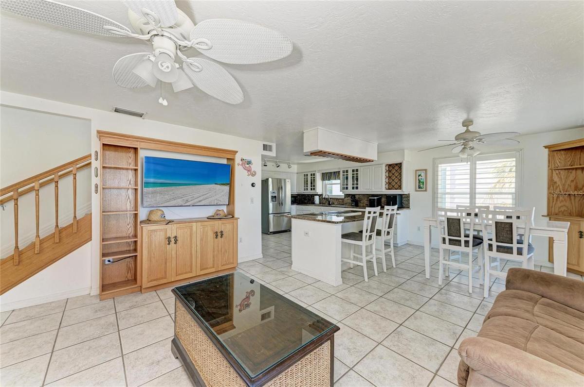 Living, Dining, kitchen combo