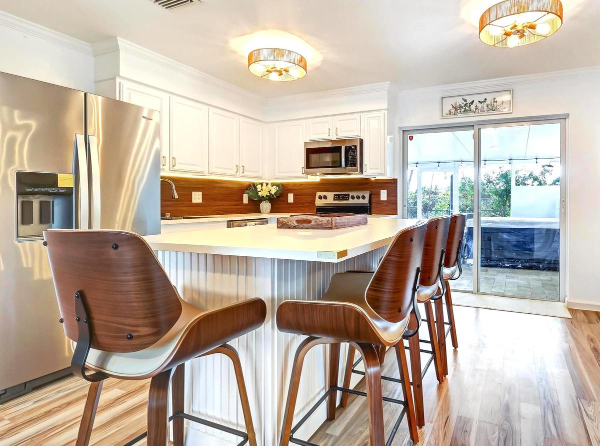 2First KITCHEN 19-3546 Betty Ann Ct E-19