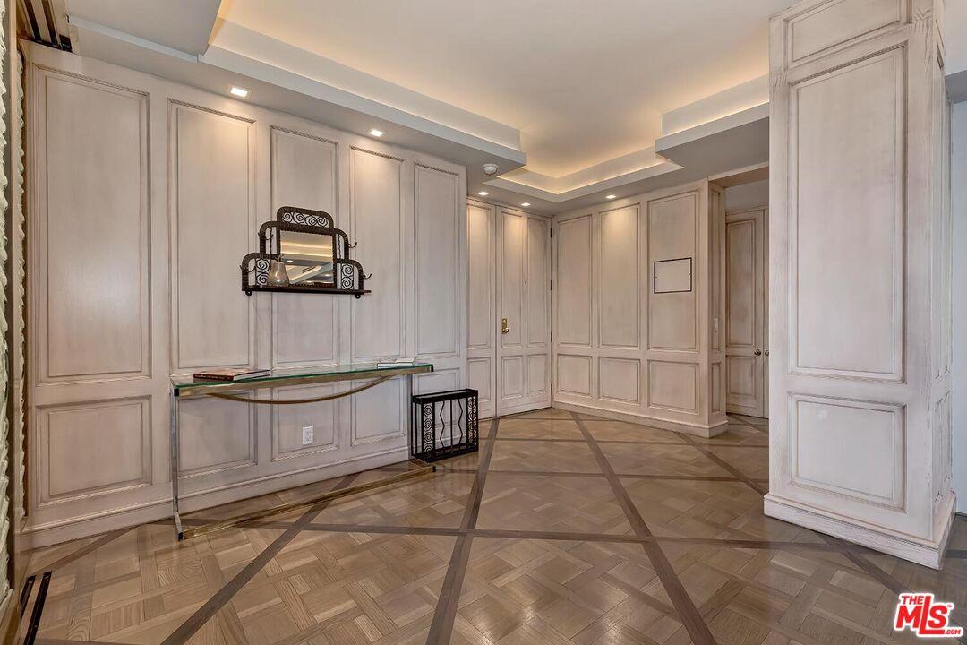 Entry Foyer