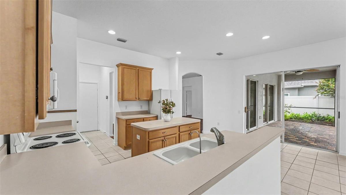 Large spacious kitchen