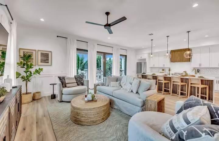85 AVENIDA MESSINA, SARASOTA FL 34242 MLS#A46869372nd floor great room