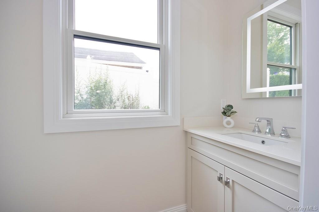 1/2 bathroom