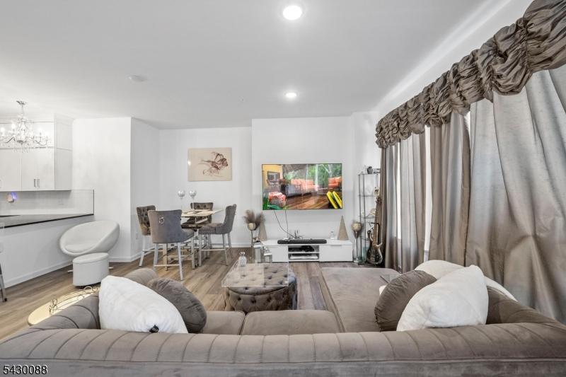 Living Room/Dining Room