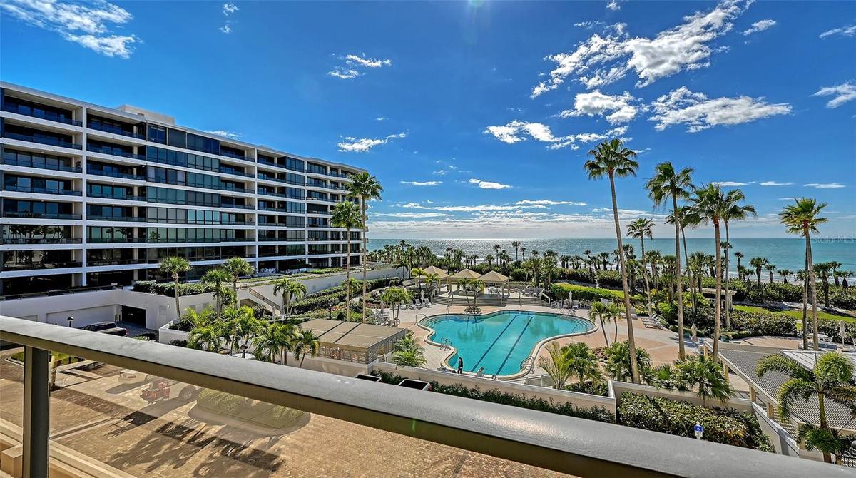 VIEWS FROM YOUR 21 FT LONG COVERED GULF SIDE TERRACE