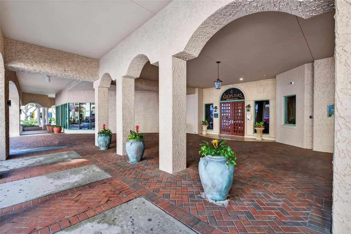 Front - Cloisters on Beach Drive