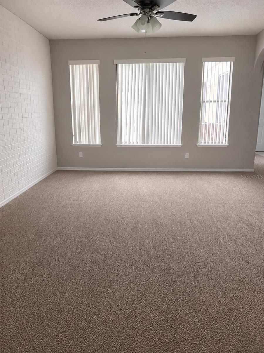 Entry living room without furniture and decor