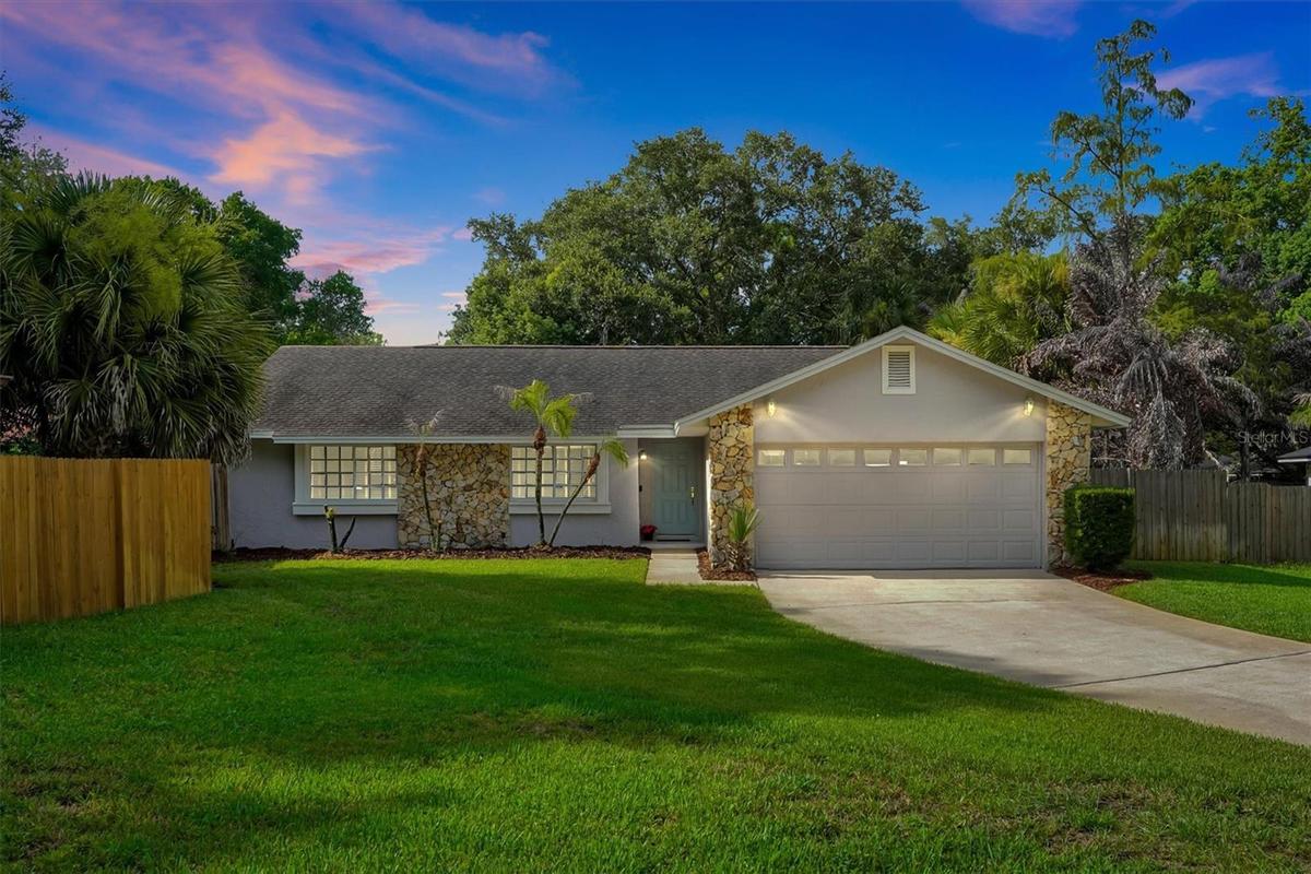 4805 Waialae Ct - front house