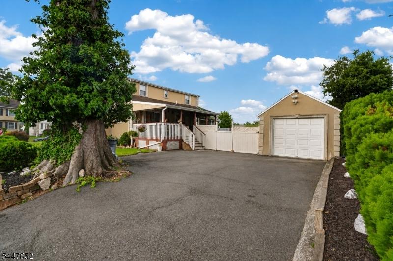 Back/garage