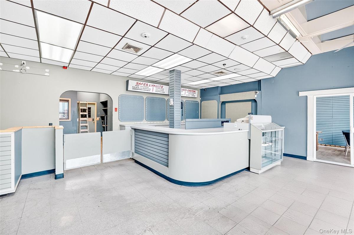 Retail Counter 2