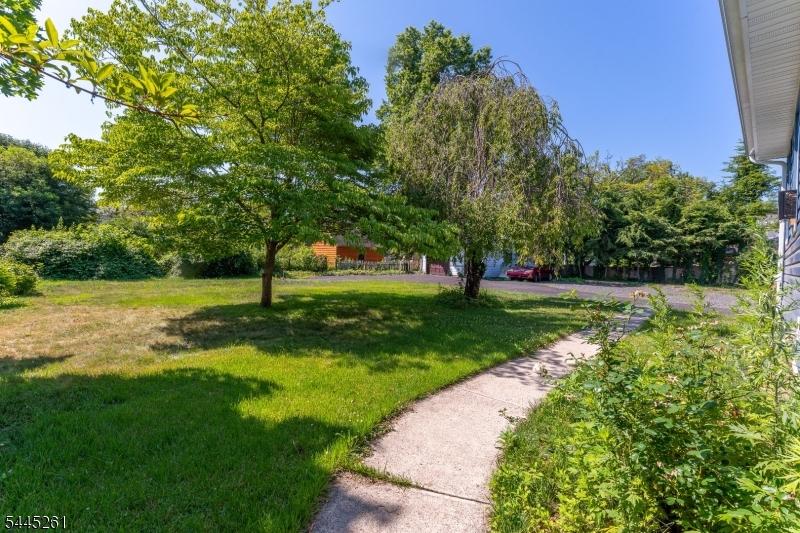 Side yard