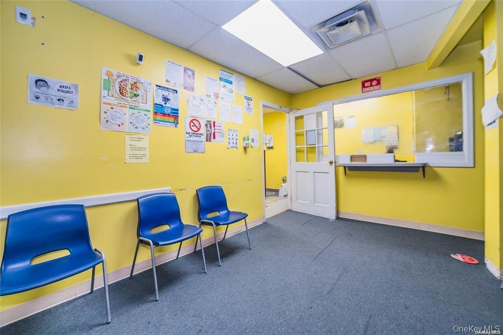 Reception with a drop ceiling