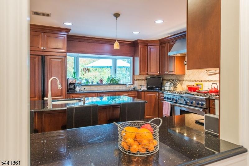 Modern kitchen