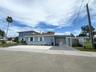 Garage & Carport