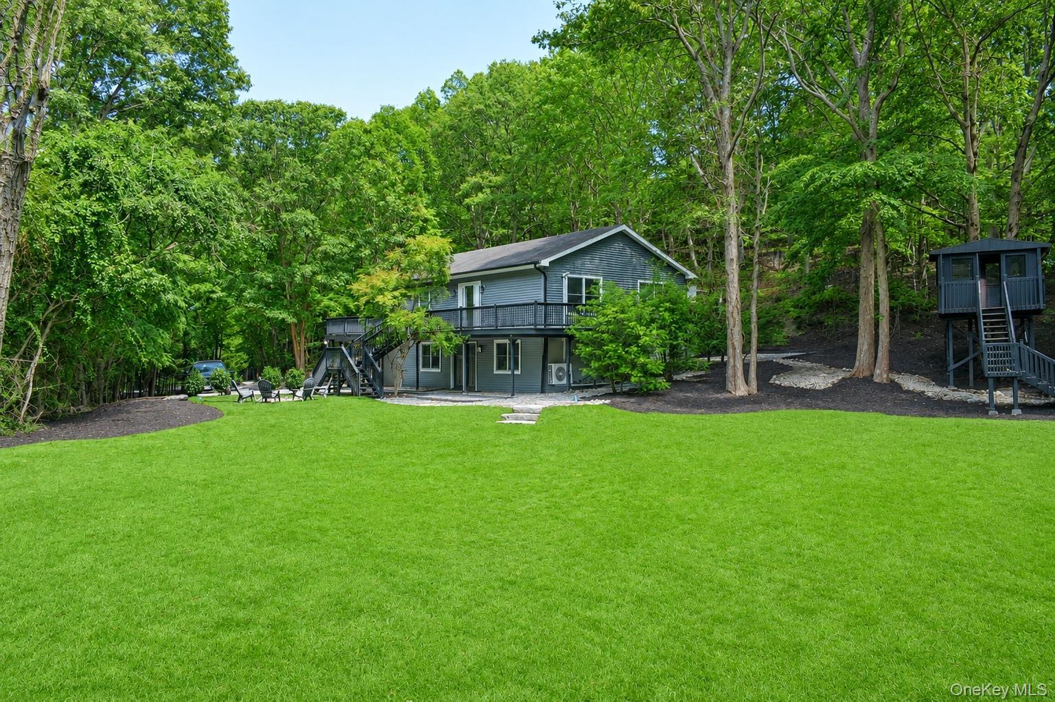 Fabulous Northport Raised Ranch