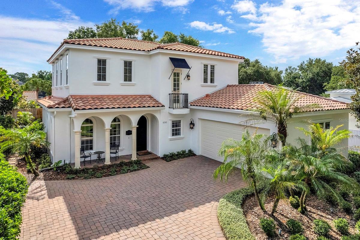 1230 Sunset Drive