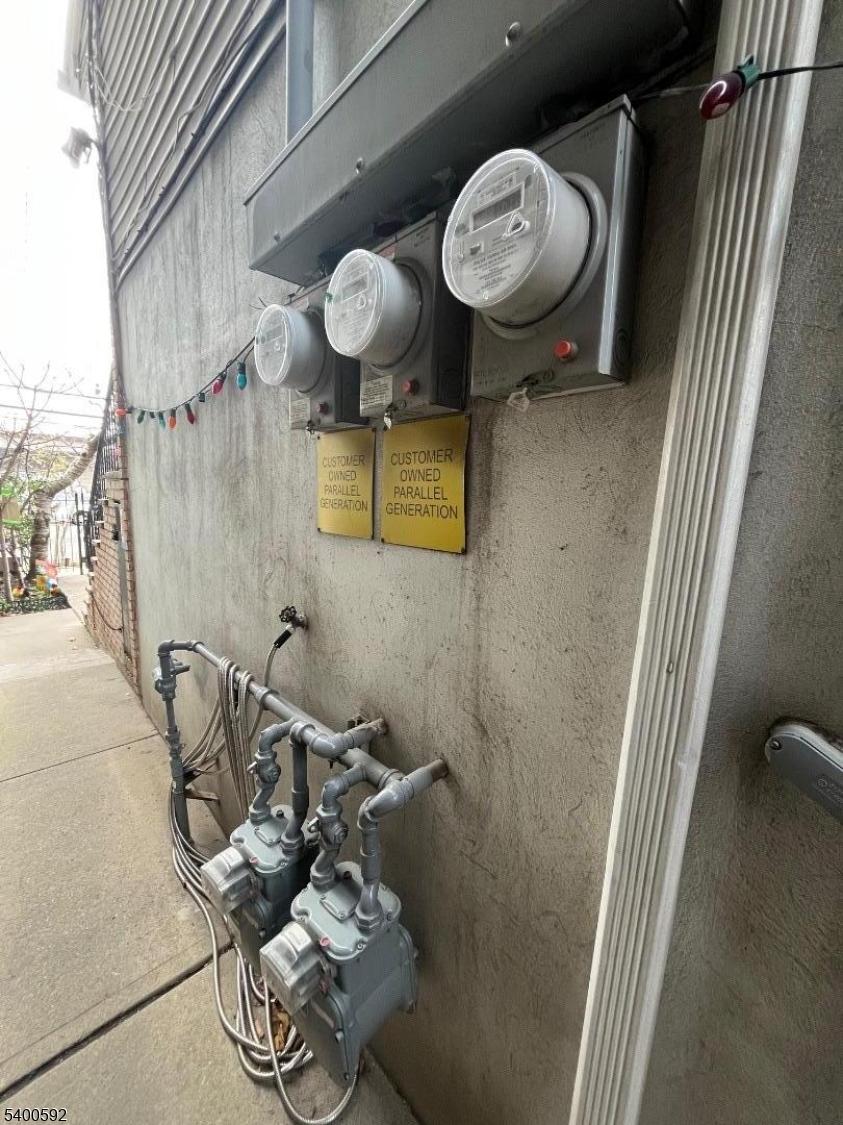 Gas & electric meters