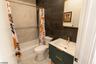 2nd full bath 2nd fl