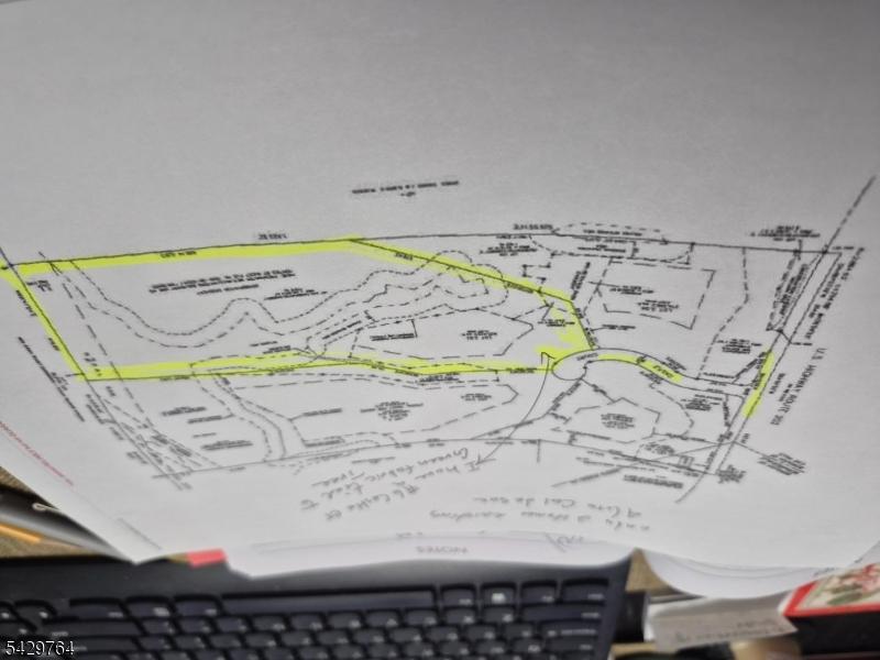 Map for 6 Castle Ct