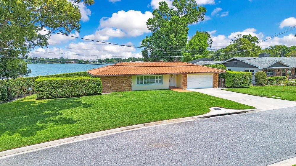 Exterior with Lake