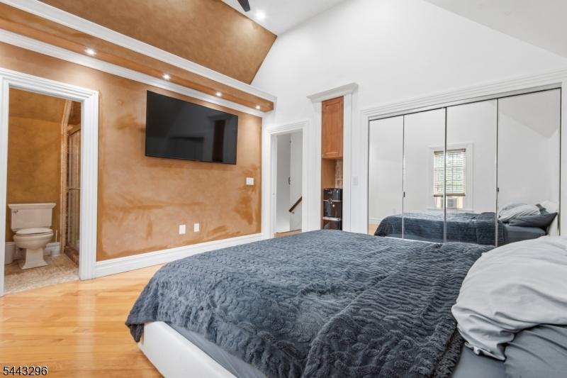 Master Suite with bathroom