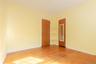 Middle bedroom