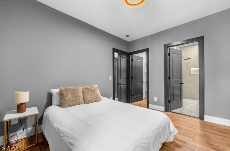 bedroomm