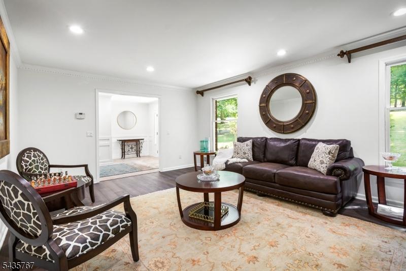 Living room 2