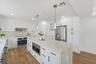 Kitchen/ Island
