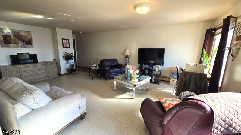 Apartment-C