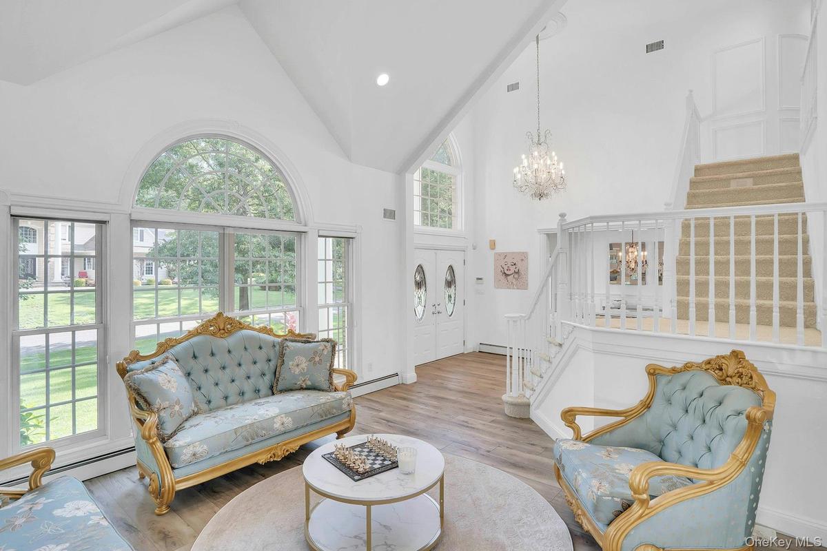 Soaring Ceilings and Gorgeous Windows.