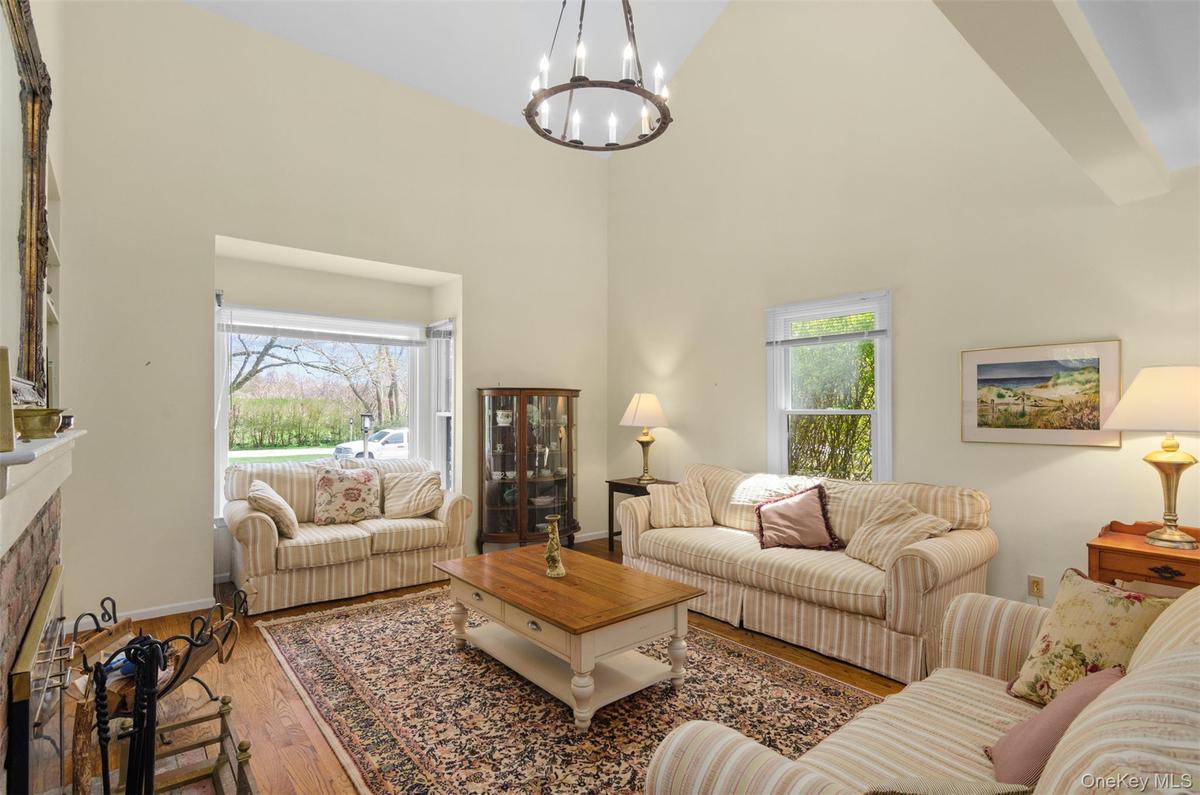 vaulted ceiling