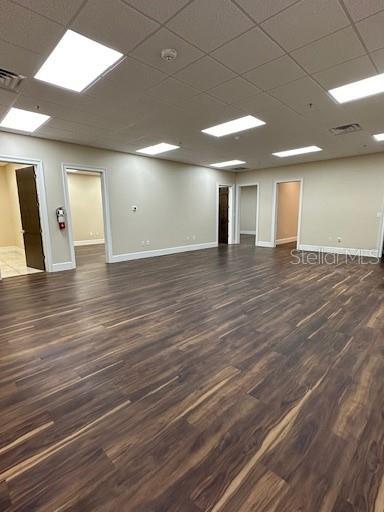 Suite entry