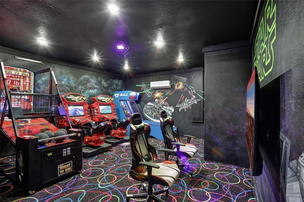 Arcade Game Room (All Games FREE-TO-PLAY)