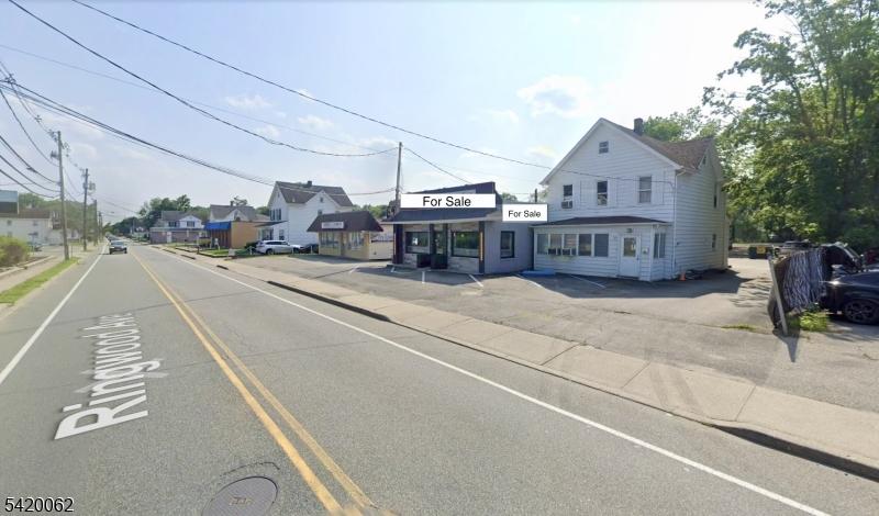 Front / Street View