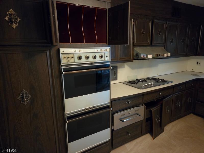 Kitchen Built in Ovens