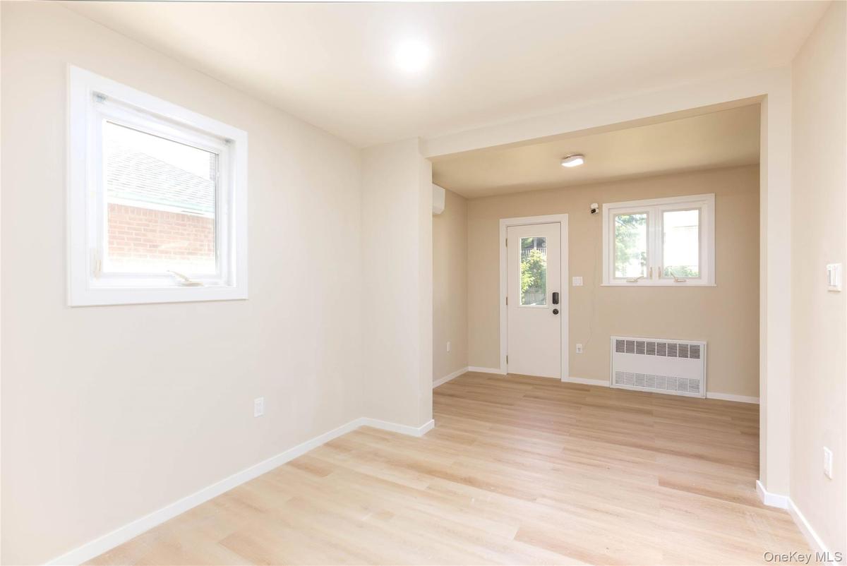 1 st Floor Br