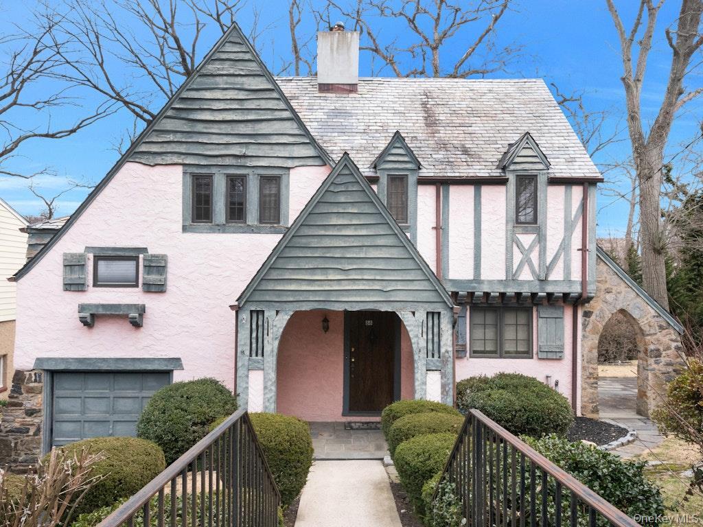Charming Staggered Tudor!!!!