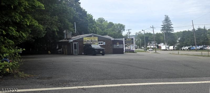 Side Street View