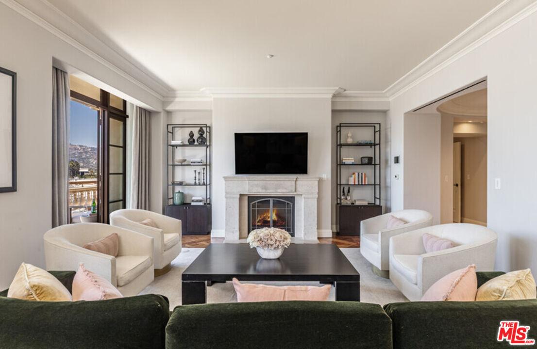 Maybourne Residence 7C Great R