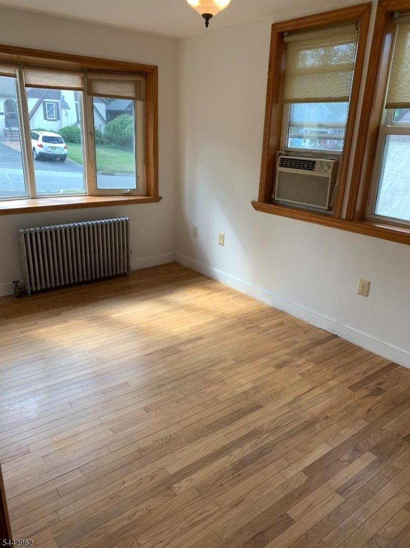 1ST FL BEDROOM/OFFICE