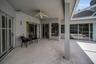 Large covered space on lanai
