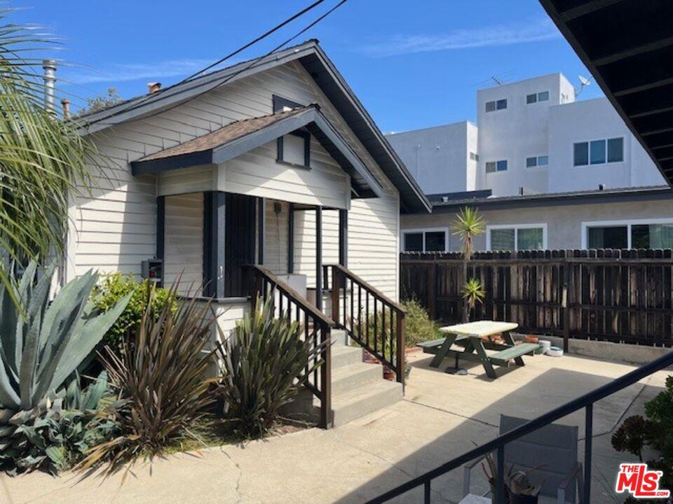 2440 Chelsea_House