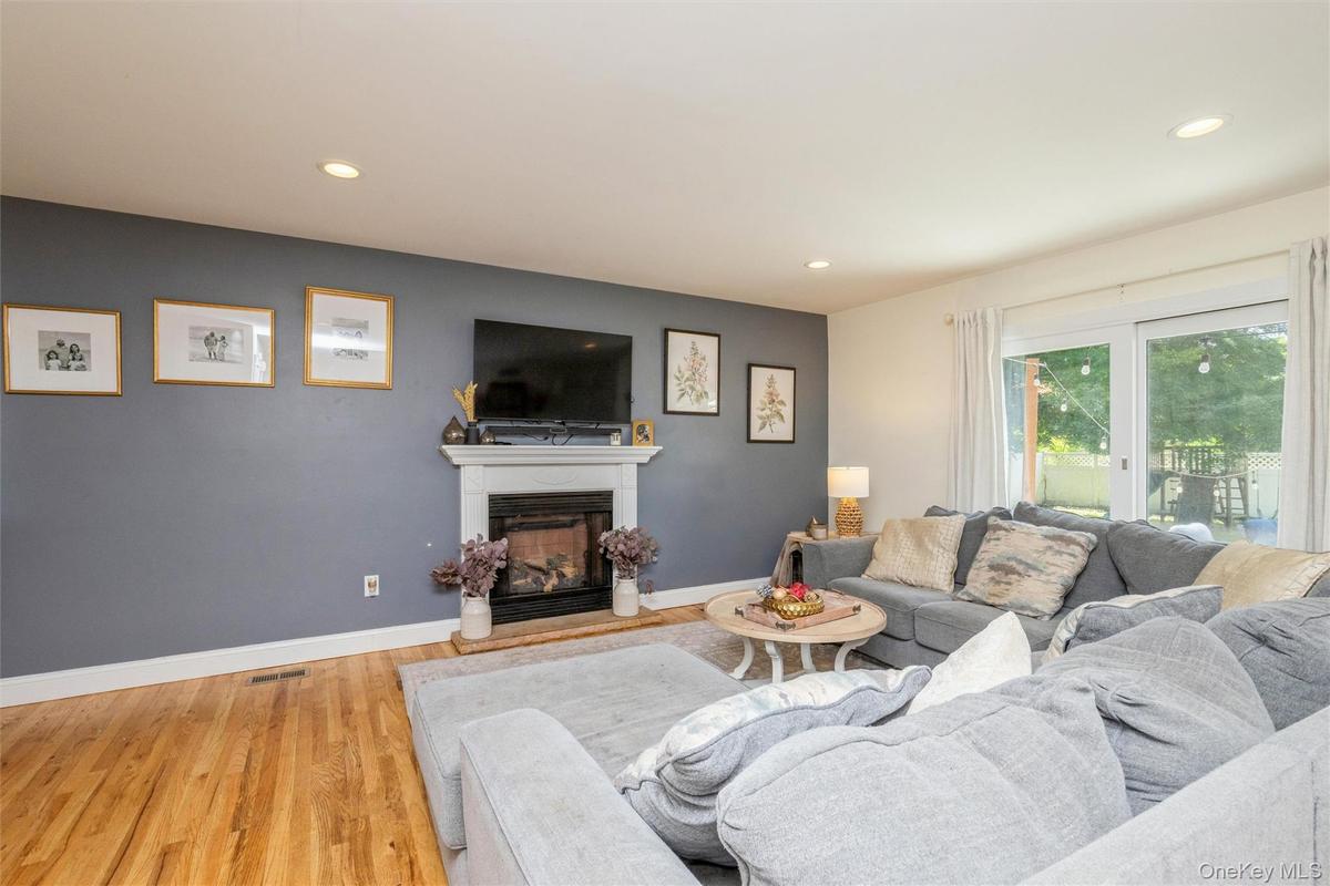 Living Room with Gas Fireplace