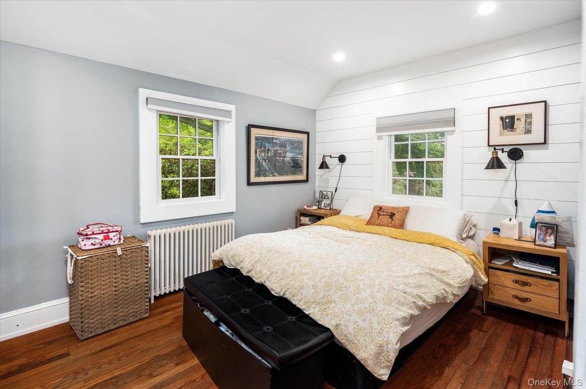 Cottage Bedroom 2