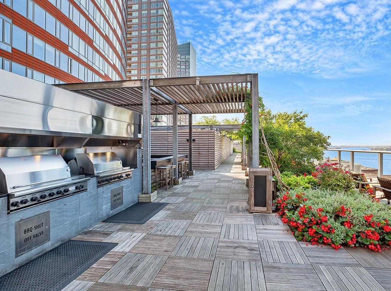 70 Little West Street 33-E Battery Park City New York NY 10004