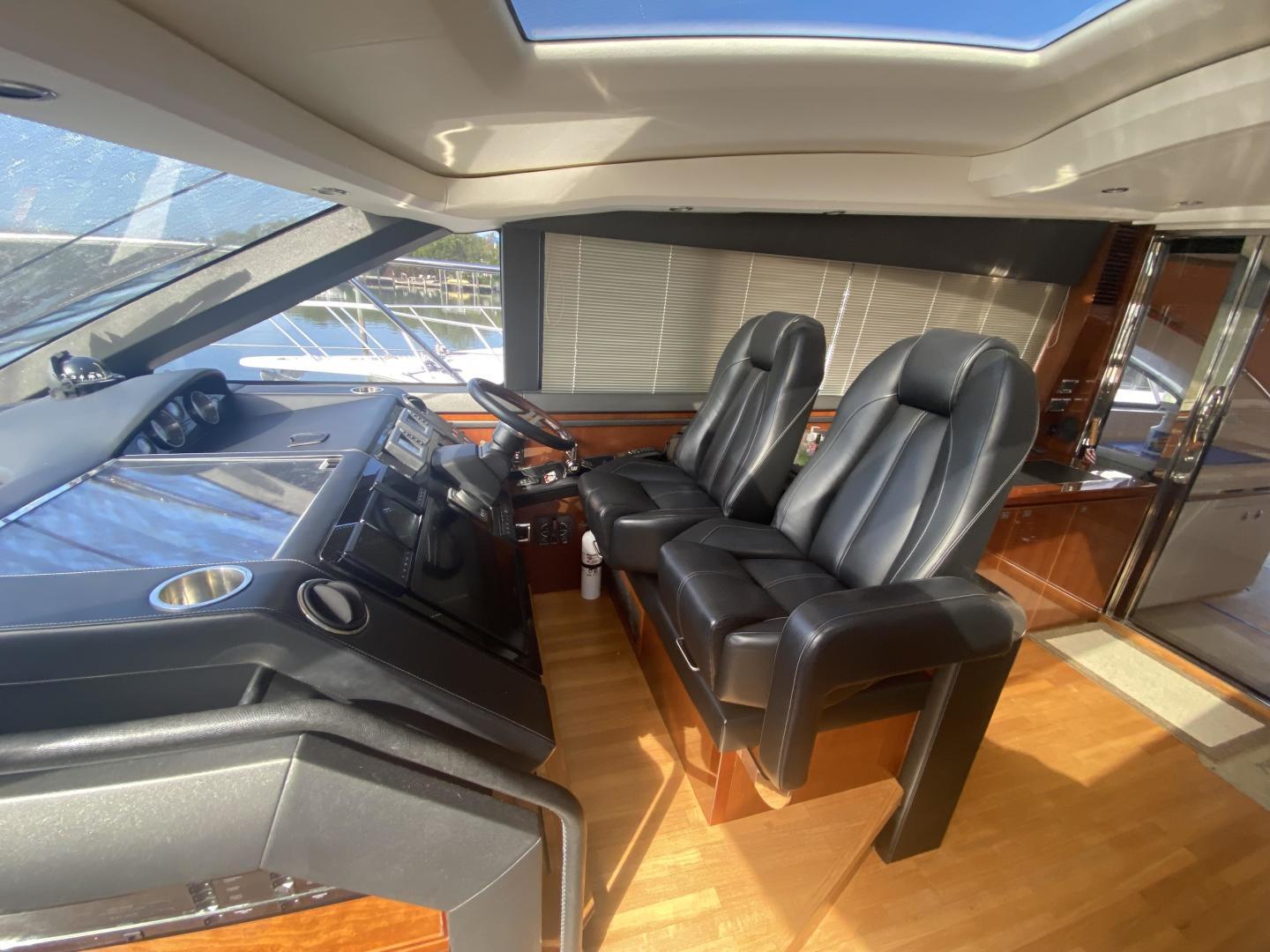 2012 Princess V62 - Dominion - Helm