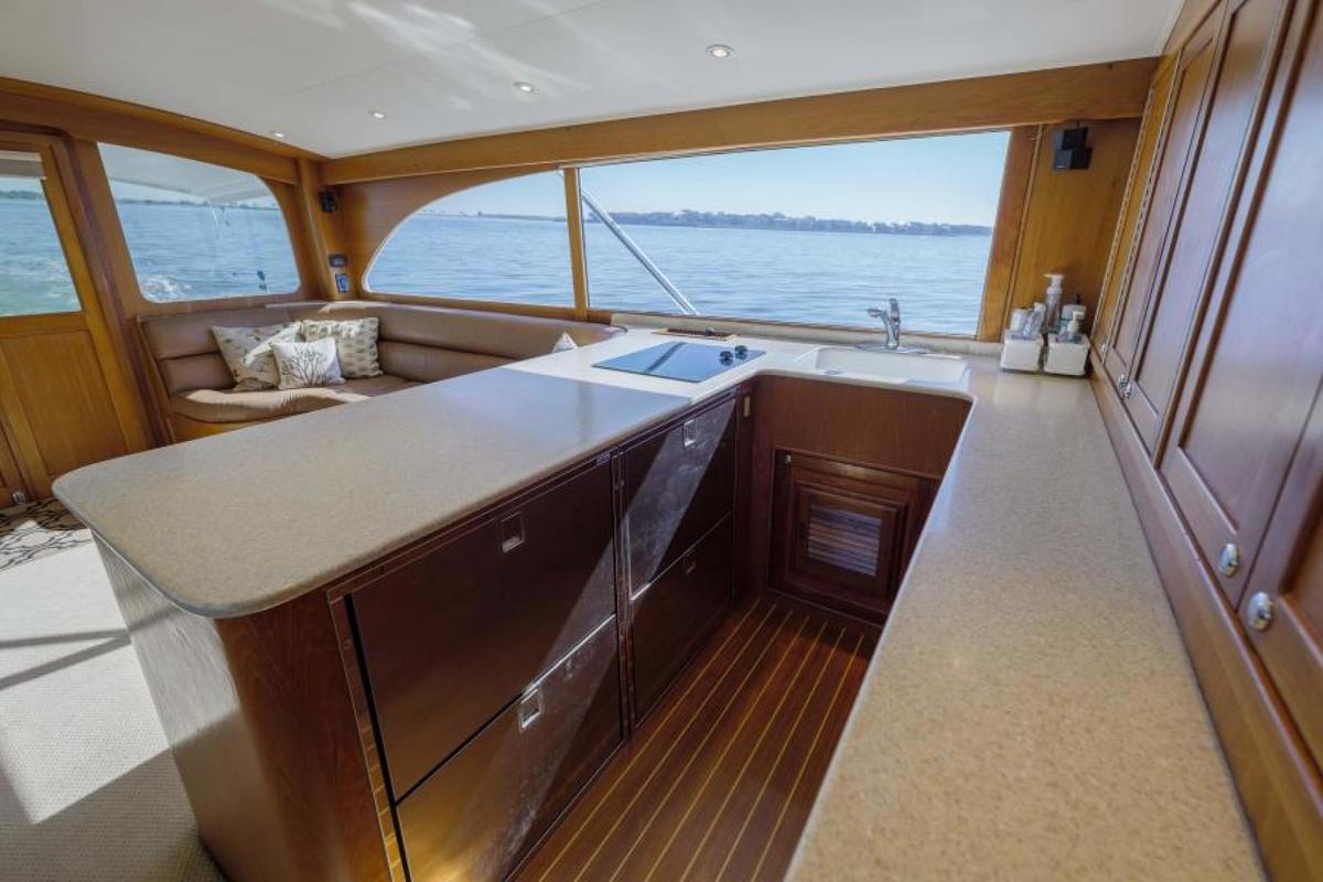 Blackwell 61 Renegade - Interior Galley