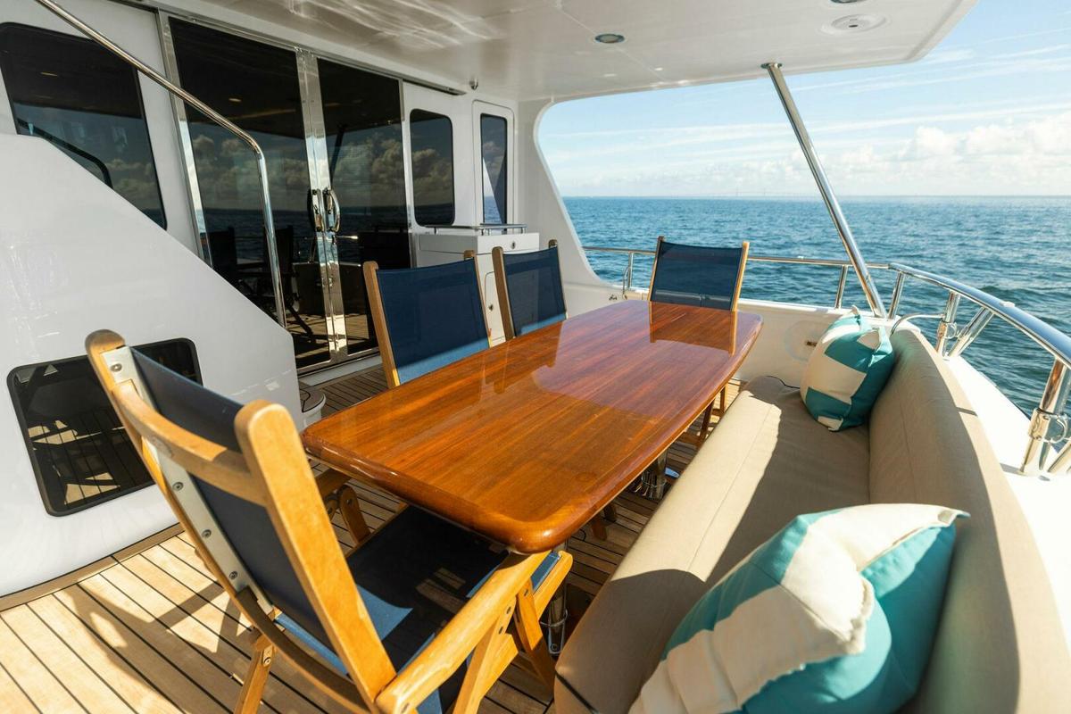 2019 82 Marlow 70e MK2 - SUNZSET - Deck